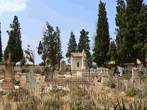 HAMMAM BOU HADJAR 2009 LE CIMETIERE   (46)